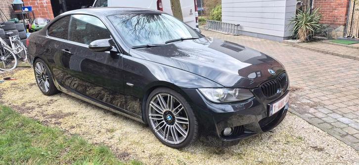 Bmw E92 335i, Auto's, BMW, Particulier, 3 Reeks, Benzine, Euro 4, Coupé, 2 deurs, Handgeschakeld, Zwart, Zwart, Leder, Achterwielaandrijving