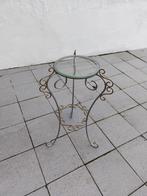 Stand à fleurs, Enlèvement