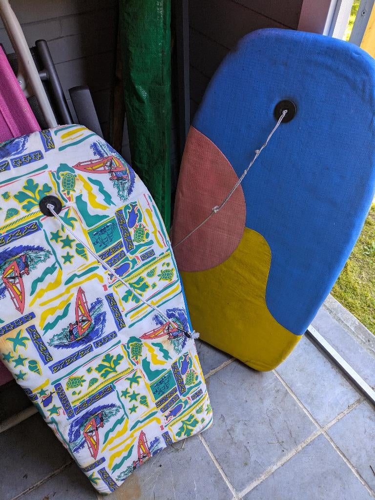 Planche de surf enfant, Sports nautiques & Bateaux, Enlèvement, Comme neuf, Moins de 250 cm, Planche