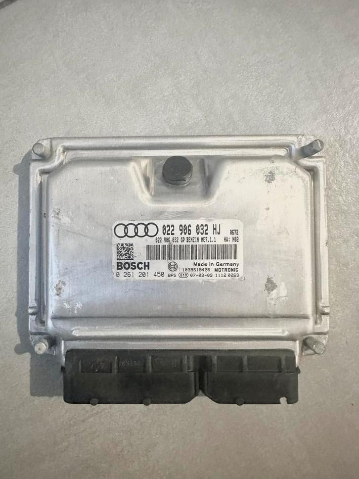 Calculateur BEZIN ME7.1.1 V6 3.2L R3.2, Auto-onderdelen, Elektronica en Kabels, Audi, Ophalen of Verzenden