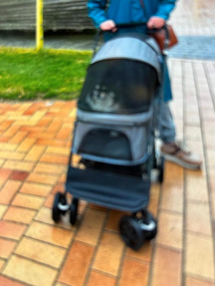 Te Koop : Hondenbuggy, Dieren en Toebehoren, Honden-accessoires, Zo goed als nieuw, Ophalen