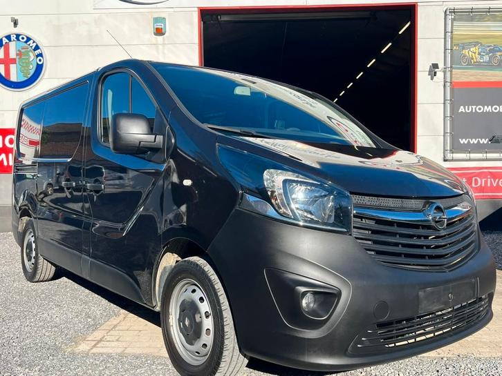 Opel vivaro / 47.000 km / nieuwstaat, Auto's, Opel, Bedrijf, Vivaro, Cruise Control, Diesel, Euro 6, Onderhoudsboekje, Ophalen