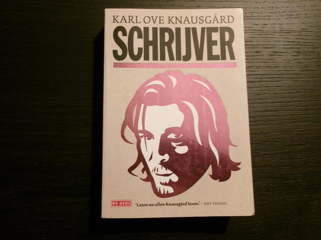 Schrijver  -Karl Ove Knausgard-, Ophalen of Verzenden