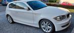 Très belle BMW 118d 3portes Alpinweiss, Autos, BMW, Particulier, Cuir, Achat, Verrouillage central