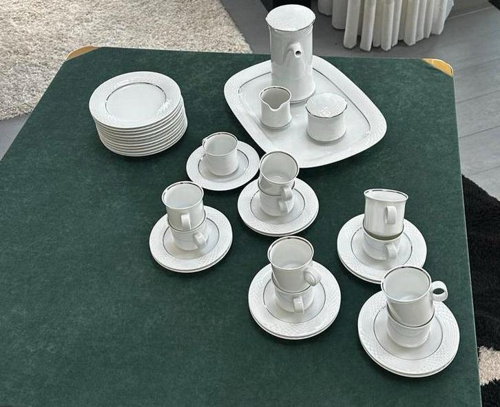 Service à café et dessert vintage porcelaine Hutschenreuther, Maison & Meubles, Cuisine | Vaisselle, Comme neuf, Porcelaine, Enlèvement