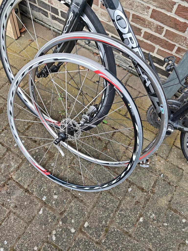 Orbea racefiets (carbon frame)velgremmen en SPD-pedalen., Fietsen en Brommers, Ophalen