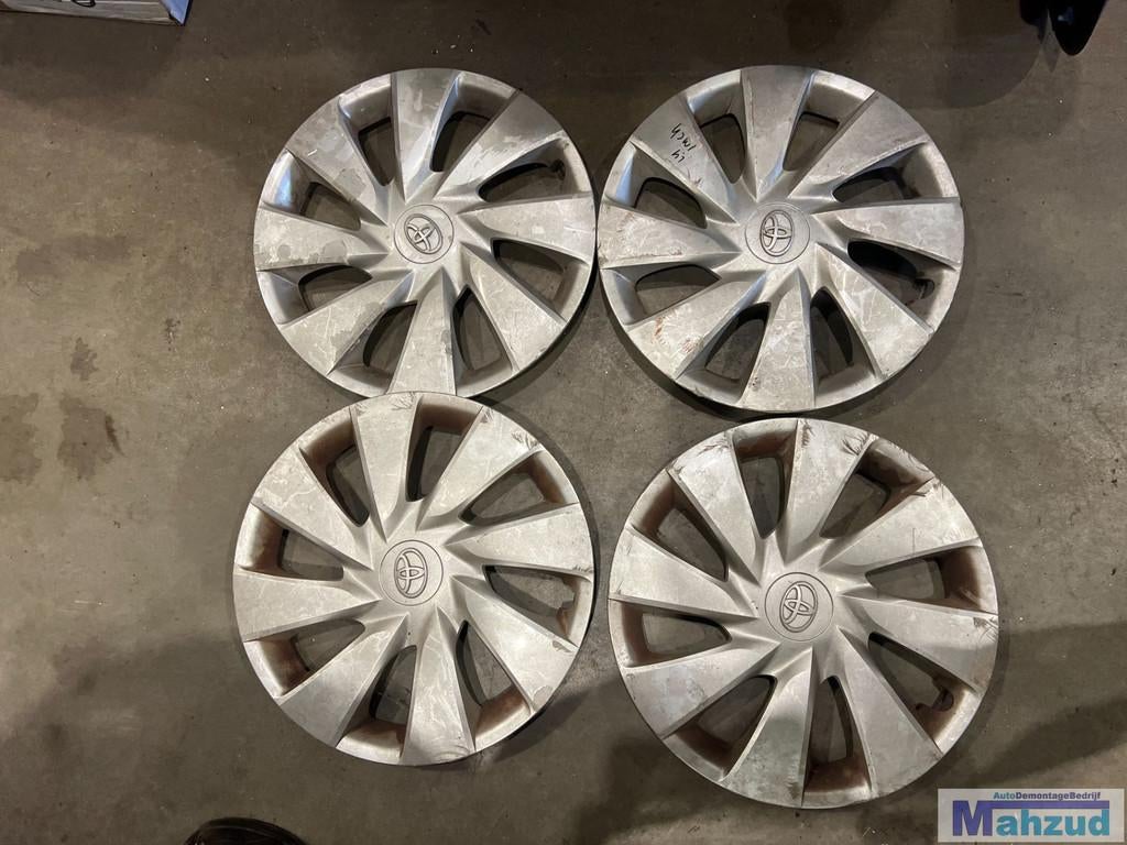 Enjoliveurs de roues pour Toyota Aygo 14 pouces, Autos : Pièces & Accessoires, Pneus & Jantes, Toyota Motor Corporation, Utilisé