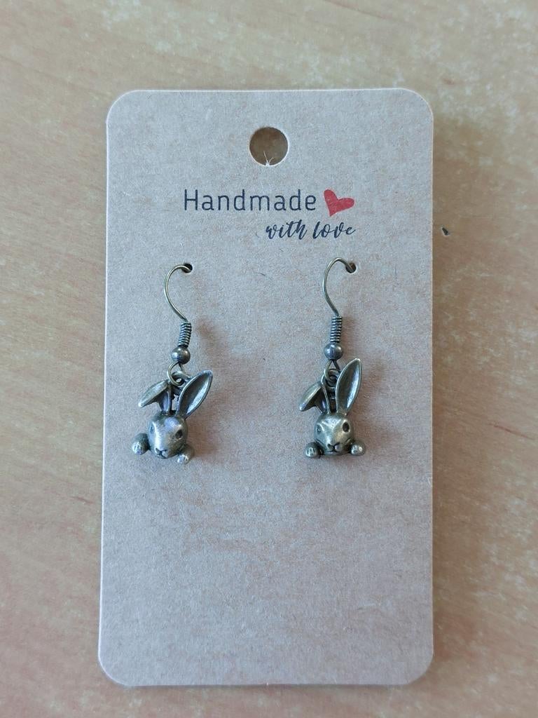 Oorbellen bronzen konijnenkop, Bijoux, Sacs & Beauté, Boucles d'oreilles, Neuf, Gris, Enlèvement ou Envoi, Autres matériaux