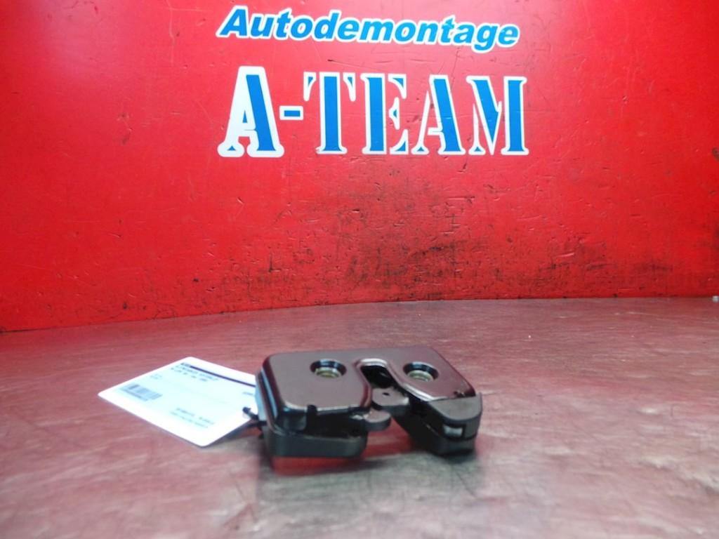 SLOTVANGER ACHTERKLEP Volkswagen Lupo (6X1) (6X0827505A), Gebruikt, Volkswagen