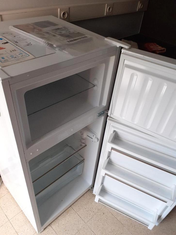 Koelkast met diepvriesvak ( Label A++ ), Electroménager, Réfrigérateurs & Frigos, Comme neuf, Avec compartiment congélateur, 85 à 120 cm