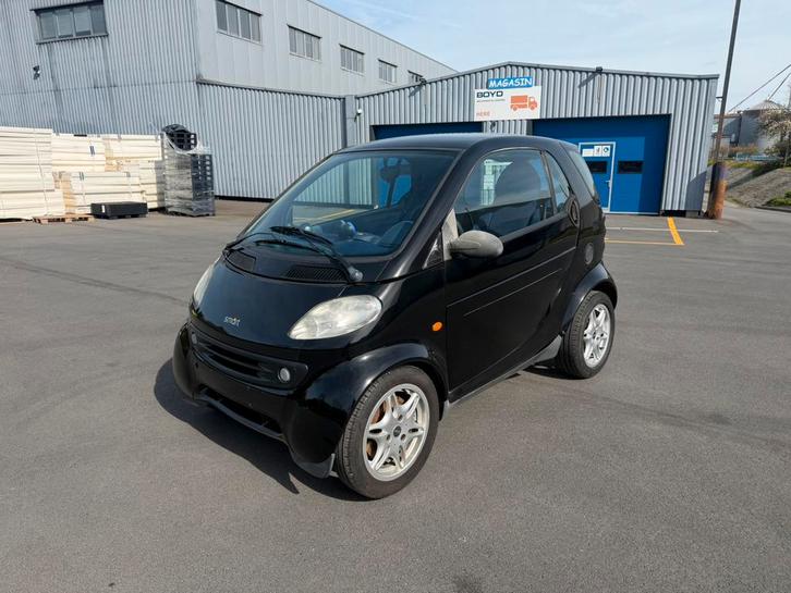 Smart fortwo 0.6benz airco automaat 57000km gecontroleerd ok, Auto's, Smart, Bedrijf, ForTwo, ABS, Airbags, Airconditioning, Centrale vergrendeling