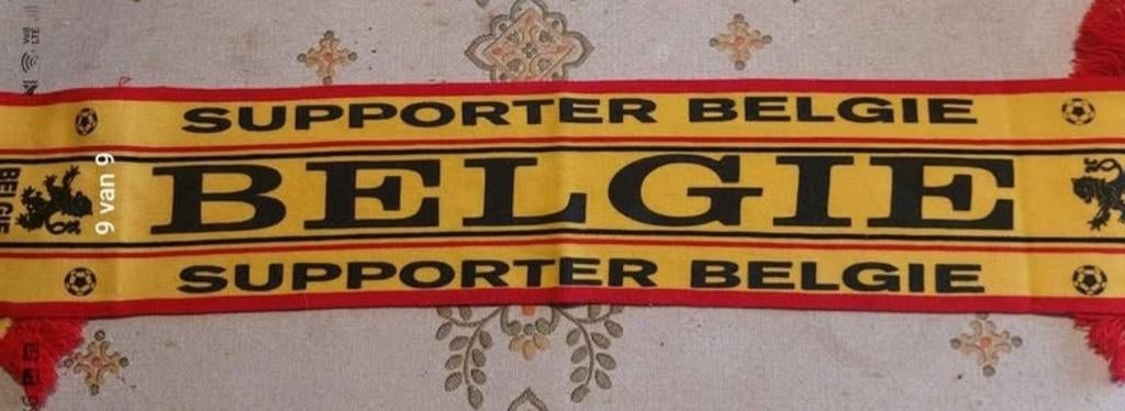 Groot lot sjaals,petten,mutsen Rode Duivels alles nieuw, Ophalen of Verzenden, Nieuw