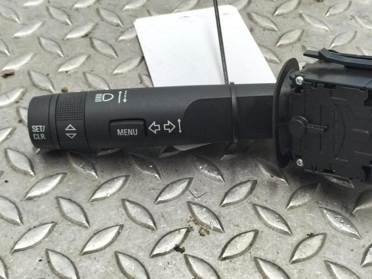 OPEL KARL 1.0 Rocks Onl. Ed.  KOLOM SCHAKELAAR 2018, Autos : Pièces & Accessoires, Tableau de bord & Interrupteurs, Utilisé, ARN reconnu