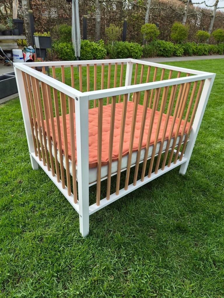 Babypark wit/hout, Ophalen, Gebruikt, Rechthoekig, In hoogte verstelbaar