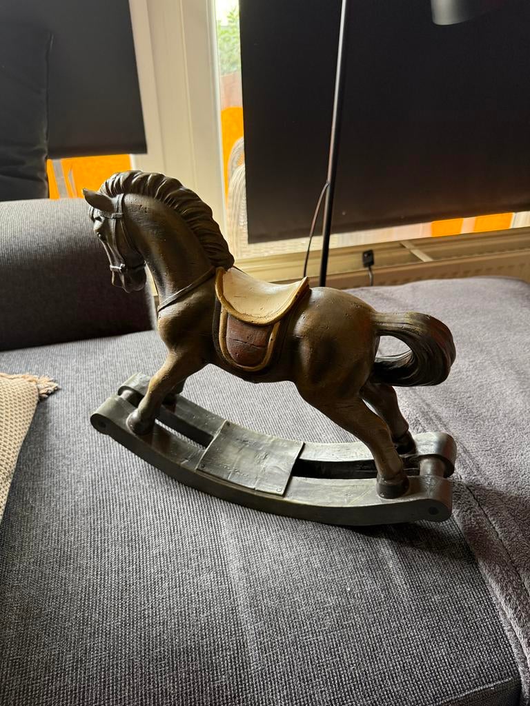 Cheval a bascule, Enlèvement, Comme neuf