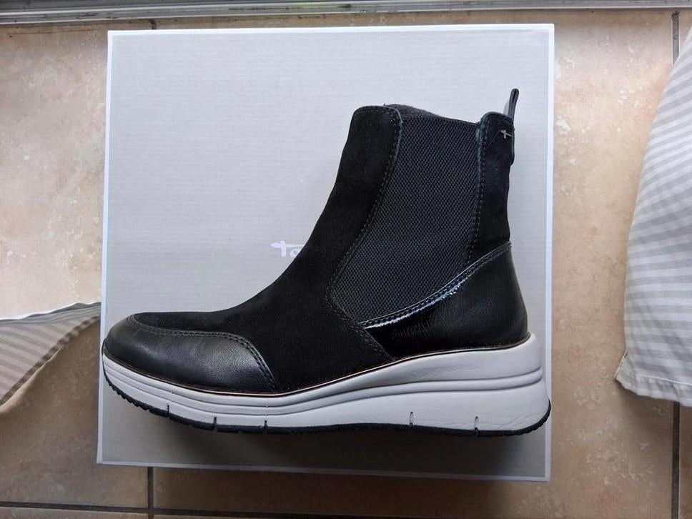 Bottines Tamaris cuir femme état neuf p38