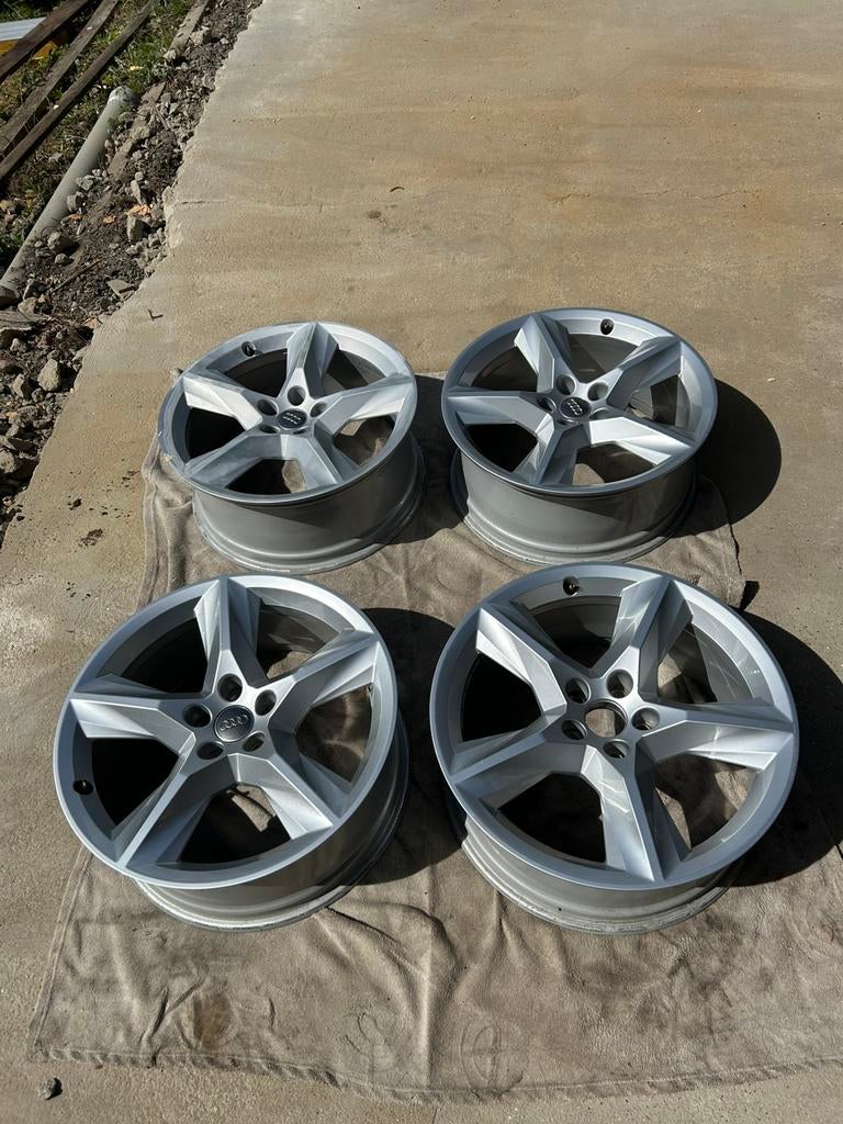 Audi Velgen 2012, Ophalen of Verzenden