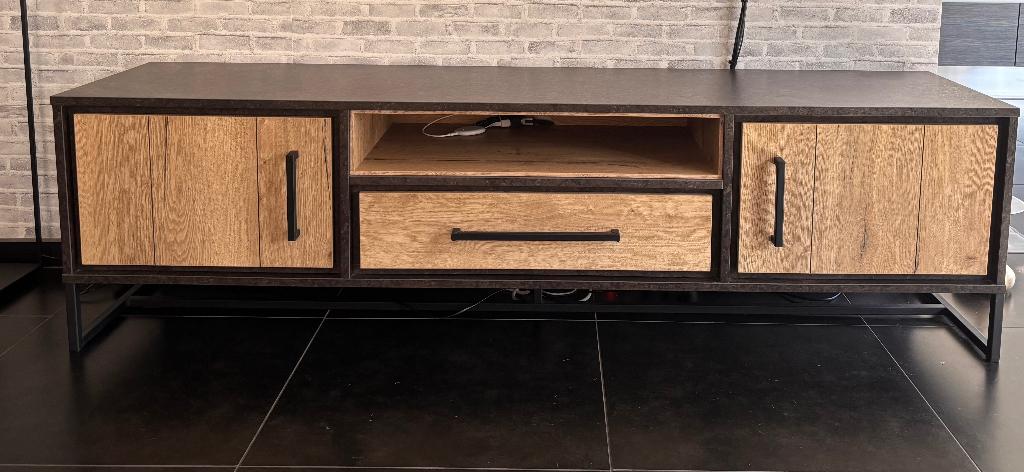 Televisiemeubel, Enlèvement, Utilisé