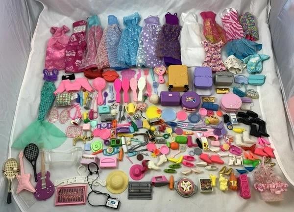 Ensemble Barbie Fleur Steffi Love, vêtements et chaussures,, Envoi, Comme neuf, Fashion Doll