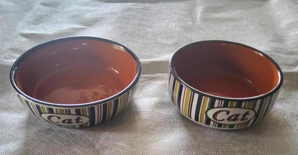 2 bols à nourriture en céramique et tapis pour chat, Animaux & Accessoires, Nourriture & Abreuvoirs pour chats, Enlèvement