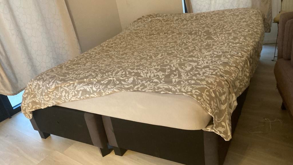 Lit avec matlas, Maison & Meubles, Enlèvement, Comme neuf