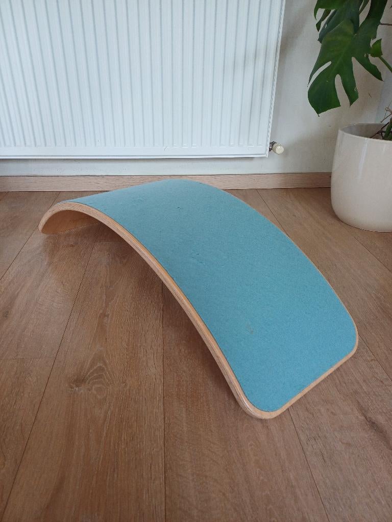 Wobbel balansbord original met blauwe vilt, Kinderen en Baby's, Ophalen, Gebruikt