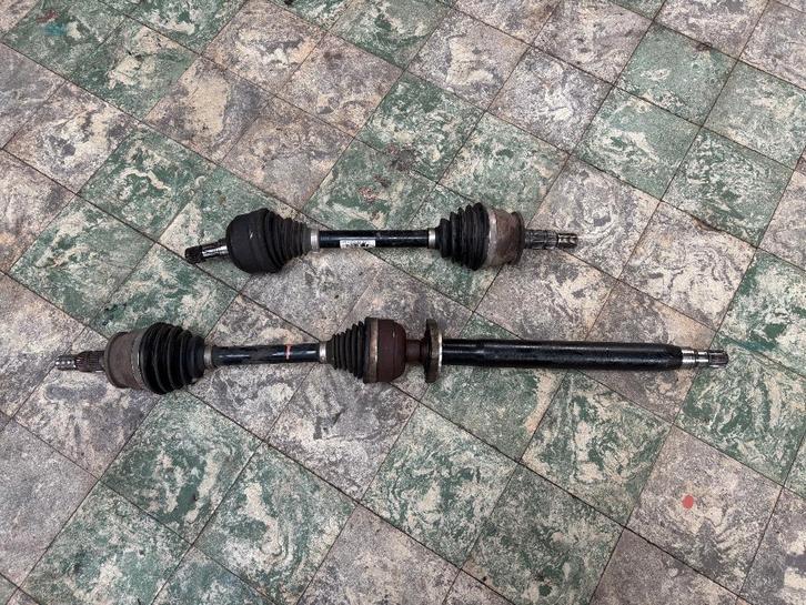 CARDAN OPEL ASTRA J 1600 TURBO DIESEL, Auto-onderdelen, Transmissie en Toebehoren, Opel, Gebruikt, Ophalen