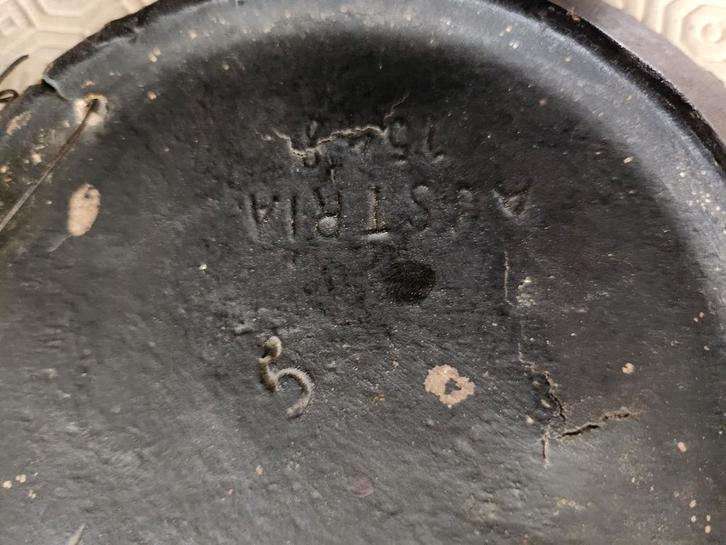 Set van 2 decoratieve aardewerken borden uit 1548, Antiek en Kunst, Antiek | Keramiek en Aardewerk, Ophalen