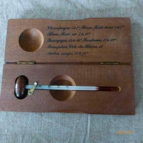 boek:Elseviers grote wijnboek+etiketten+thermometer+wijndoos, Ophalen of Verzenden, Overige onderwerpen