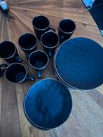 Borden en tassen set, Enlèvement, Comme neuf, Assiettes(s)