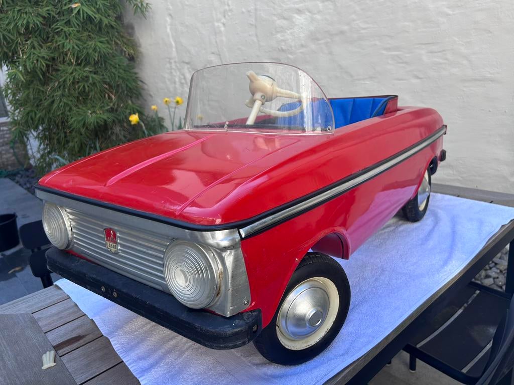 Moskvich trapauto - 1986, Antiek en Kunst, Ophalen