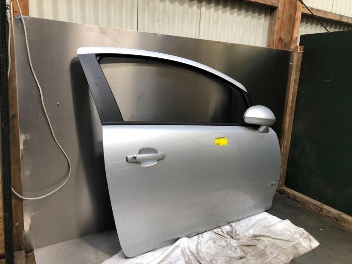 Portier 2Deurs rechts van een Opel Corsa (Z157), Auto-onderdelen, Carrosserie, Deur, Opel, Gebruikt, 3 maanden garantie, Ophalen of Verzenden