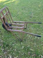 Steen kruiwagen, Ophalen