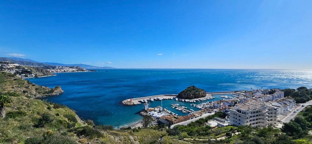 Spanje Costa Tropical Luxueus appartement direct aan zee, Vakantie, Vakantiehuizen | Spanje, Wasmachine, Appartement, Landelijk