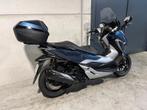 Honda Forza 300 met keyless en topcase (bj 2019), Motoren, Scooter, 300 cc, Bedrijf, 12 t/m 35 kW