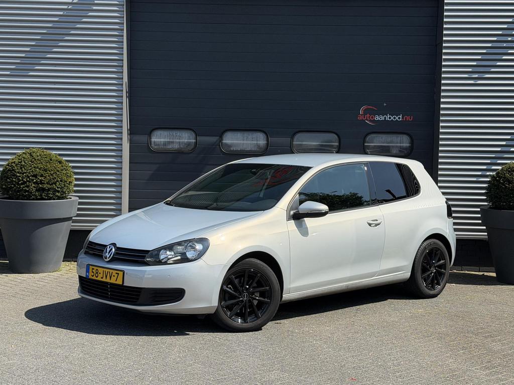 Volkswagen Golf 1.4 TSI Comfortline | Navigatie | Parkeersen, Euro 5, Gebruikt, Zwart, 4 cilinders