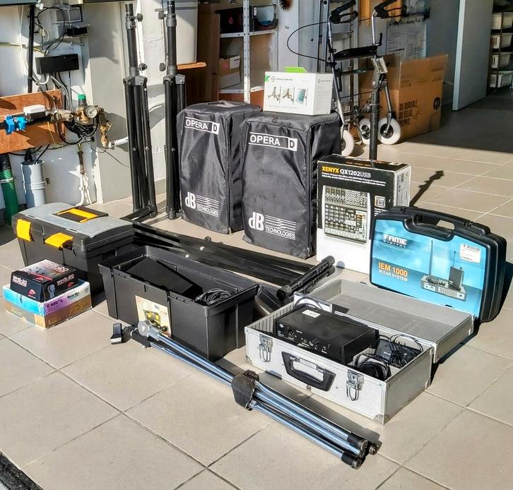PA installatie, ideaal voor kleine  groep of solo., Muziek en Instrumenten, Mengpanelen, Ophalen