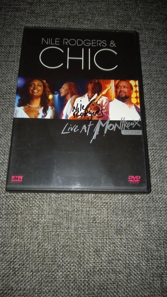 DVD Chic - Gesigneerd, Cd's en Dvd's, Dvd's | Muziek en Concerten, Gebruikt, Ophalen of Verzenden