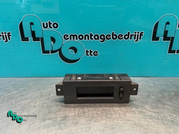 Affichage intérieur d'un Opel Corsa (Corsa C 00-), Autos : Pièces & Accessoires, Habitacle & Garnissage, Opel, Utilisé, 3 mois de garantie
