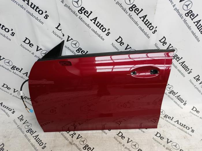 Portière 4portes avant gauche d'un Mercedes CLA (144), Autos : Pièces & Accessoires, Carrosserie & Tôlerie, Porte, Mercedes-Benz