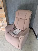 Relaxzetel (electr.) met uitstaphulp voor senioren, Ophalen, Gebruikt