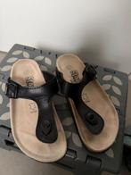 slippers maat 31 amper gedragen Af te halen in Eeklo, Enlèvement