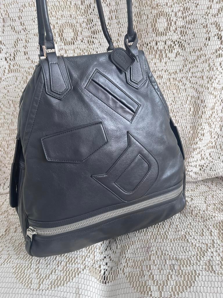 DELVAUX zwarte leren tas in beperkte oplage, Ophalen of Verzenden, Zo goed als nieuw, Zwart