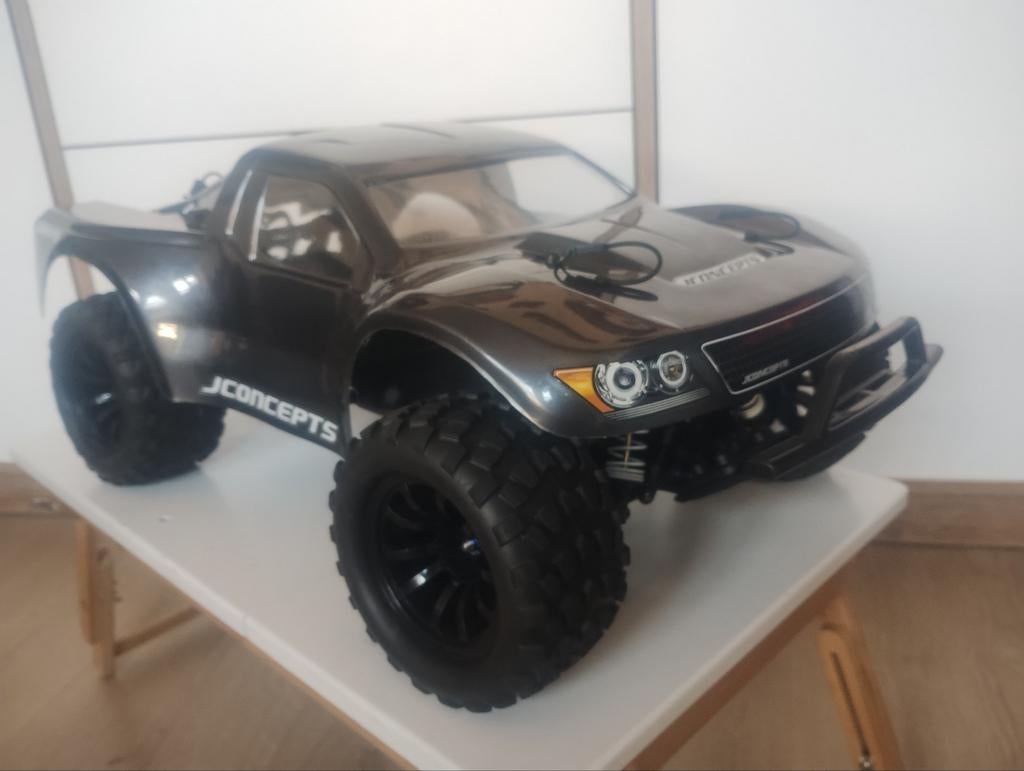Speciale geüpgrade Traxxas Slash 4x4 VXL, Hobby en Vrije tijd, Modelbouw | Radiografisch | Auto's, Ophalen of Verzenden