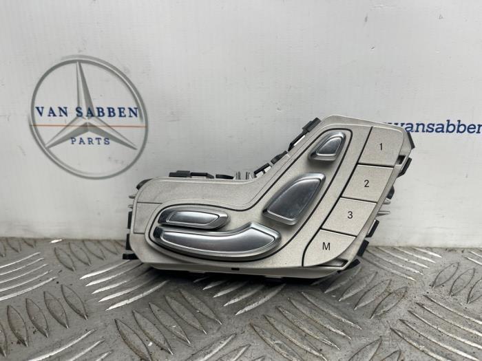 Commutateur réglage siège d'un Mercedes C-Klasse, Autos : Pièces & Accessoires, Habitacle & Garnissage, Mercedes-Benz, Utilisé