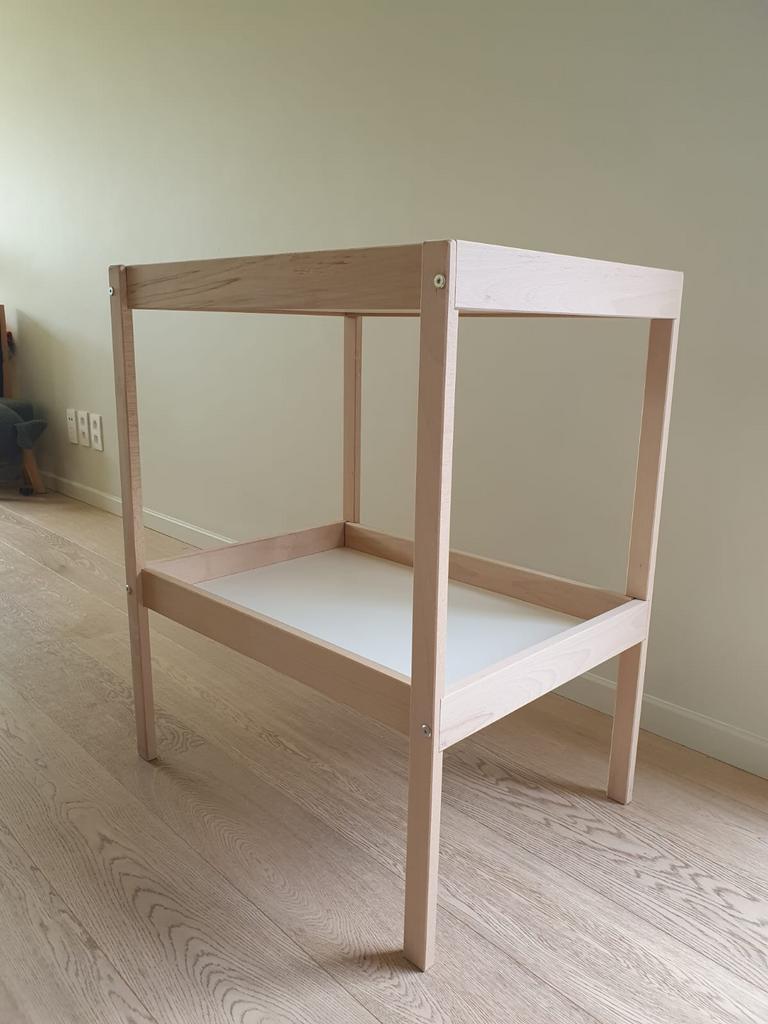 Verzorgingstafel ikea sniglar, Enlèvement, Comme neuf