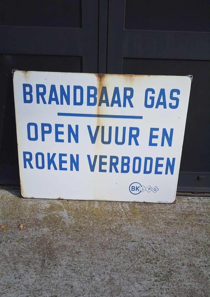 Emaille tekstbord, verbodsbord Brandbaar Gas, Langcat Bussum, Collections, Marques & Objets publicitaires, Utilisé, Panneau publicitaire