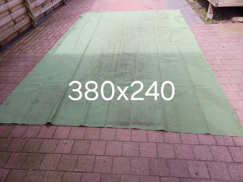 Grondzeil voor in voortent, Ophalen