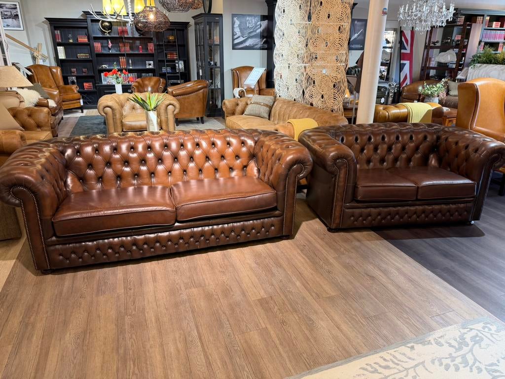 Engelse chesterfield salon 3+2 zits bruin Springvale, Antiek en Kunst, Antiek | Meubels | Stoelen en Sofa's, Ophalen of Verzenden