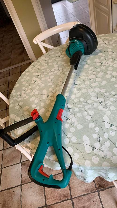 Bosch ART 24 grastrimmer kantenmaaier, Tuin en Terras, Grastrimmers, Gebruikt, Elektrisch, Ophalen